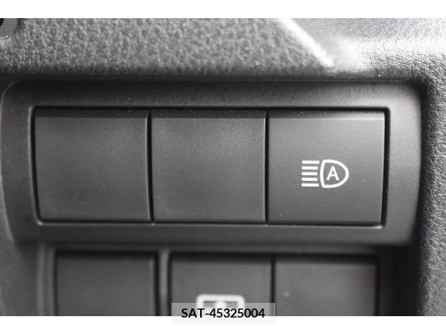 Lexus IS 2020-11 354218-3