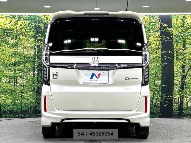 Honda N BOX CUSTOM 2018-03 219717-15