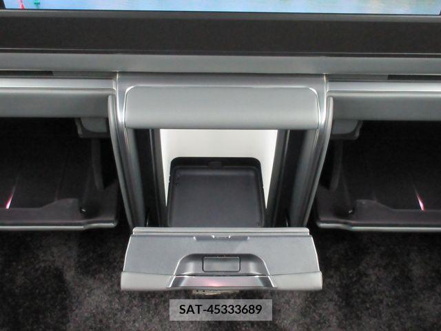 Lexus LM 2024-02 275480-18