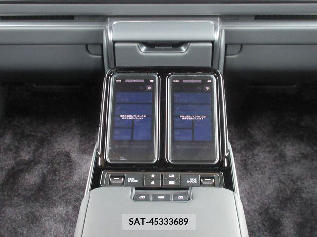 Lexus LM 2024-02 275480-17