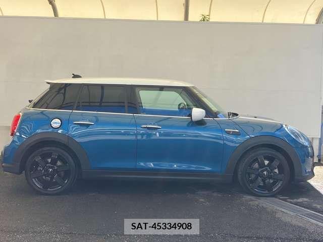 Bmw MINI 2023-05 319683-3