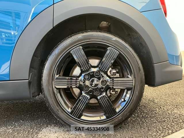 Bmw MINI 2023-05 319683-12