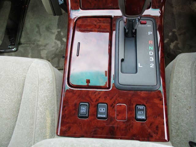 Toyota CROWN SEDAN 2001-03 16198-16