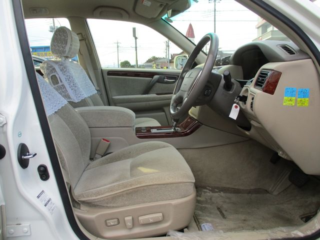 Toyota CROWN SEDAN 2001-03 16198-10