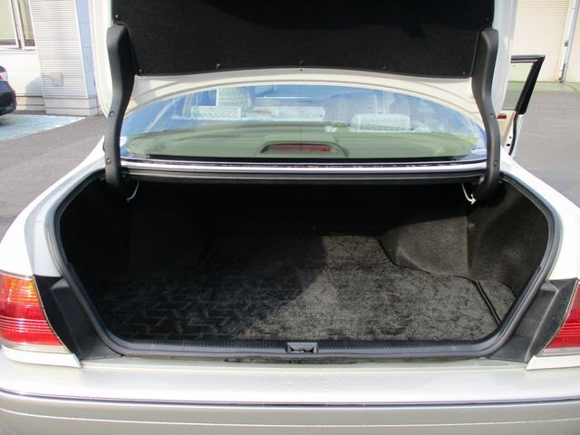 Toyota CROWN SEDAN 2001-03 16198-15
