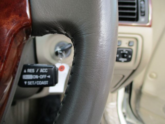 Toyota CROWN SEDAN 2001-03 16198-19