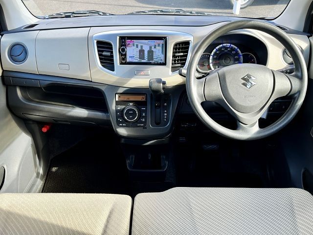 Suzuki WAGON R 2013-04 27041-1
