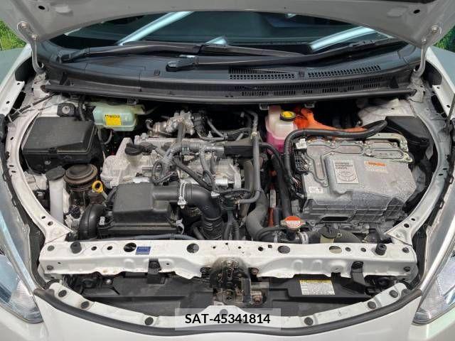 Toyota AQUA 2015-10 260877-17