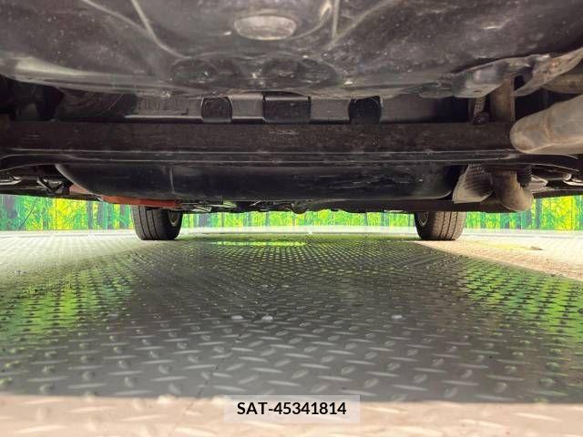 Toyota AQUA 2015-10 260877-18