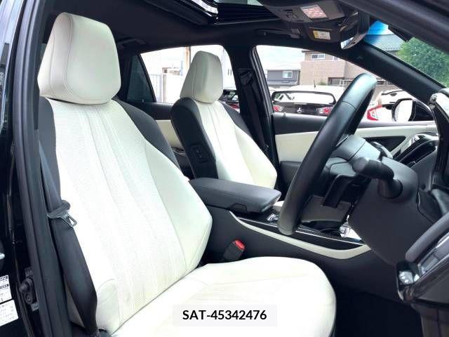 Toyota CROWN SEDAN 2018-06 390140-8