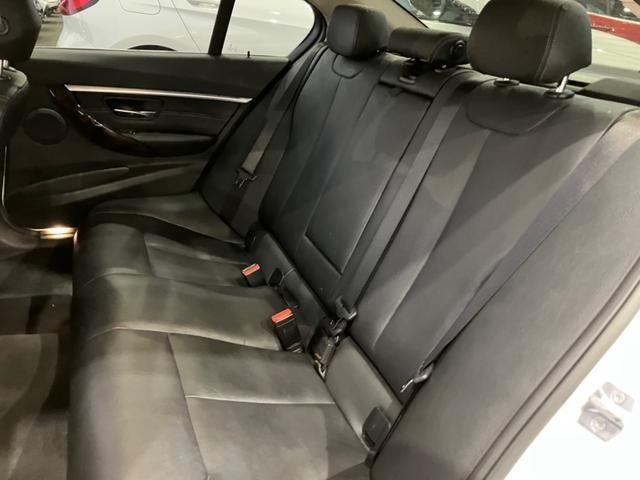 Bmw 3 SERIES 2017-09 24669-15
