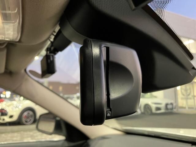 Bmw 3 SERIES 2017-09 24669-23