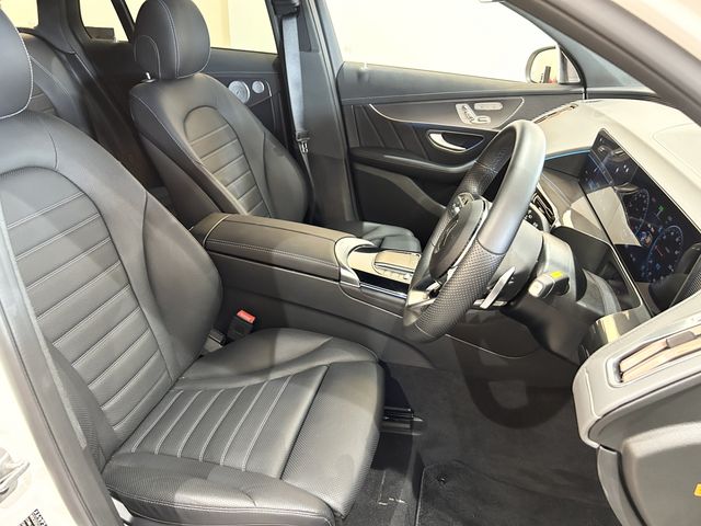 Mercedes Benz EQC 2021-06 10584-6