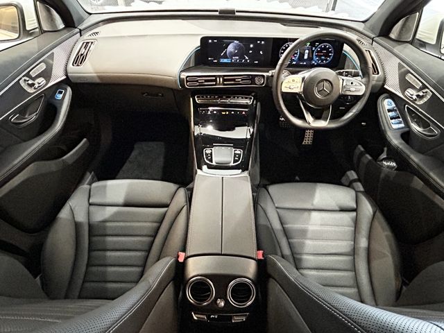 Mercedes Benz EQC 2021-06 10584-5