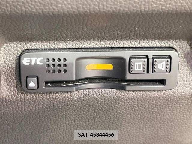 Honda FREED 2018-01 270853-4