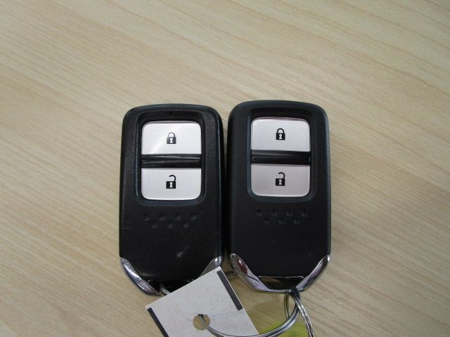 Honda VEZEL 2015-11 4712-21