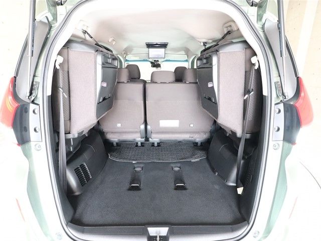 Honda FREED 2020-02 13884-8