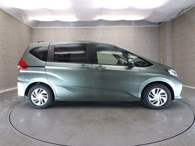 Honda FREED 2020-02 13884-22
