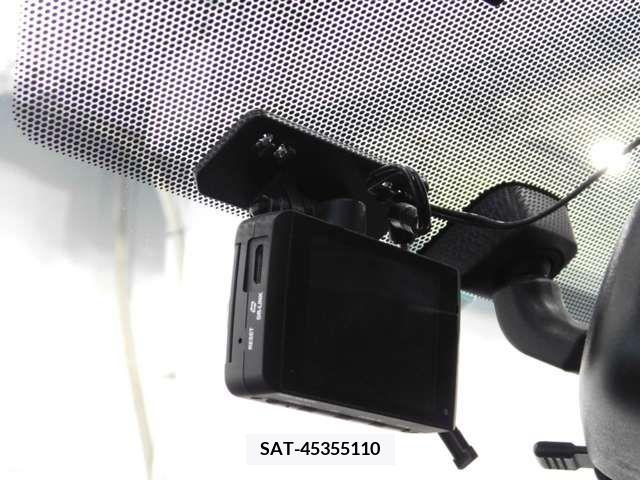 Toyota VOXY 2015-08 205301-10