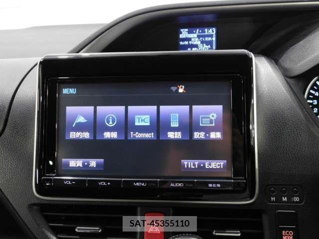 Toyota VOXY 2015-08 205301-5