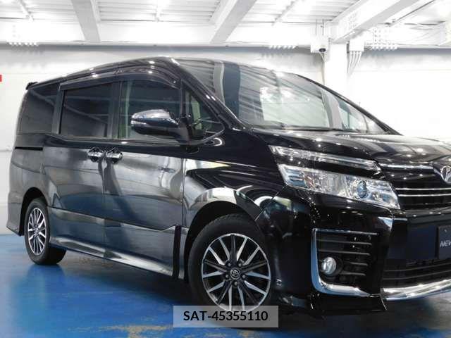 Toyota VOXY 2015-08 205301-2