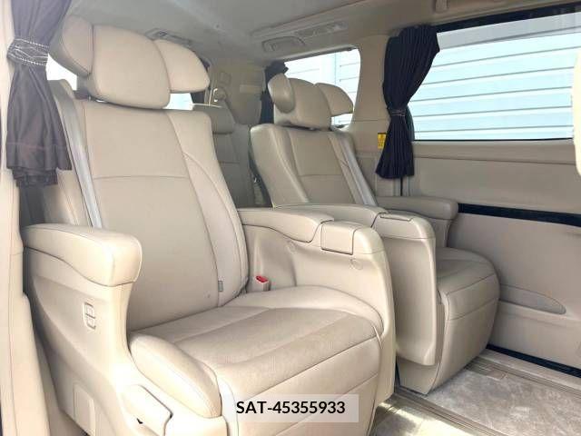 Toyota VELLFIRE 2013-06 351765-13
