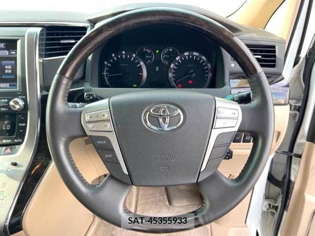 Toyota VELLFIRE 2013-06 351765-11