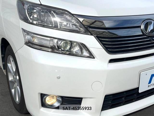 Toyota VELLFIRE 2013-06 351765-9