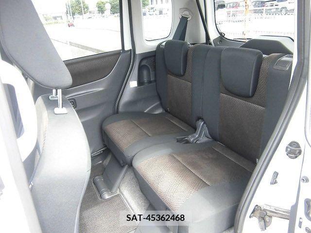 Nissan ROOX 2012-10 354757-18