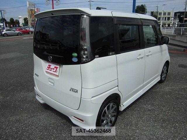 Nissan ROOX 2012-10 354757-2