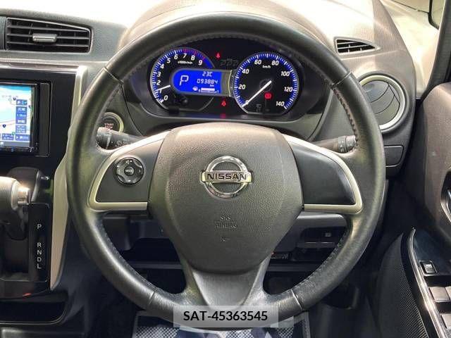 Nissan DAYZ 2016-01 323330-11