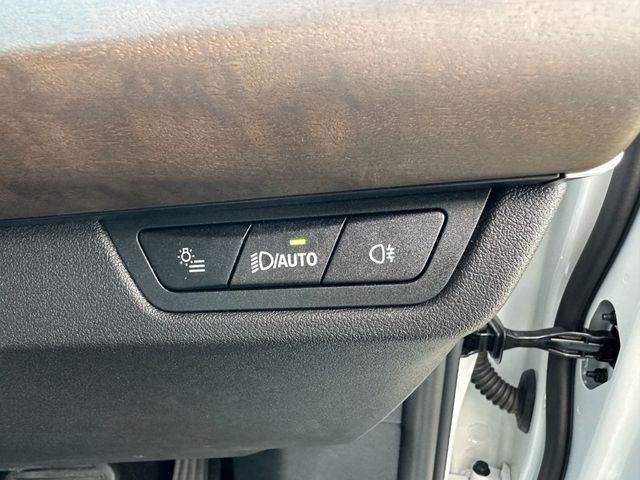 Bmw 2 SERIES 2023-05 12677-18
