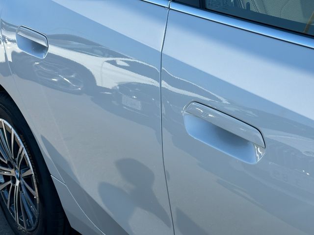 Bmw 2 SERIES 2023-05 12677-11