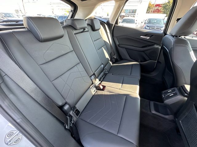 Bmw 2 SERIES 2023-05 12677-15