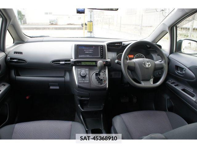 Toyota WISH 2014-08 334731-1