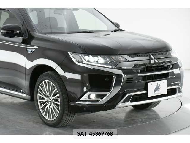 Mitsubishi OUTLANDER PHEV 2019-10 216393-2