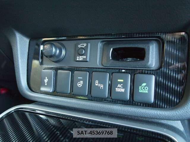 Mitsubishi OUTLANDER PHEV 2019-10 216393-14