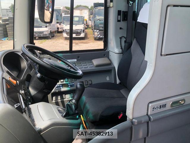 Hino Selega 2006-06 355158-11