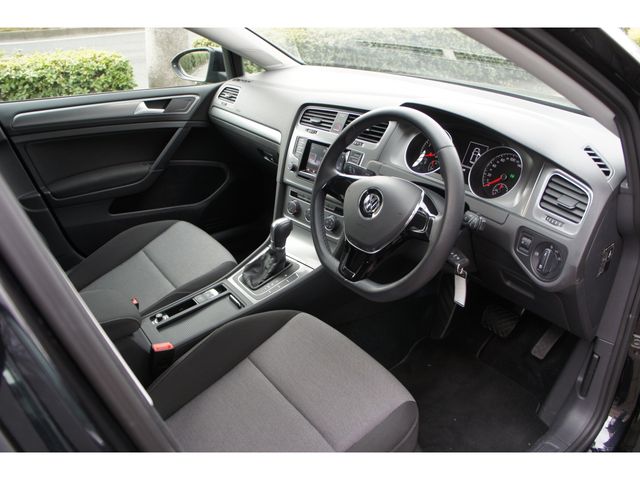 VolksWagen GOLF 2014-03 3037-3