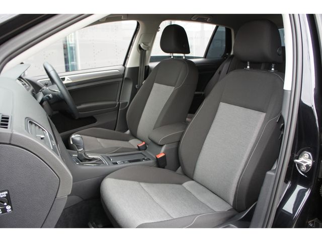 VolksWagen GOLF 2014-03 3037-7