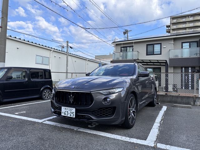 Maserati LEVANTE 2017-06 183377-0