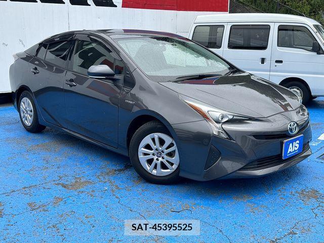 Toyota PRIUS 2017-04 383344-2