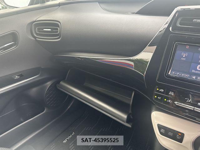 Toyota PRIUS 2017-04 383344-25