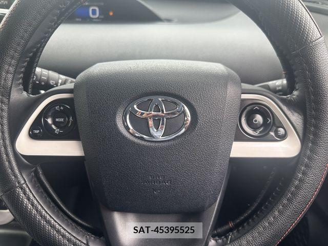 Toyota PRIUS 2017-04 383344-20