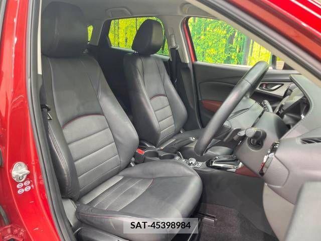 Mazda CX-3 2015-12 302041-8