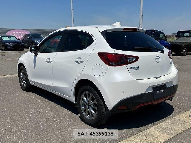 Mazda DEMIO 2017-12 335304-7
