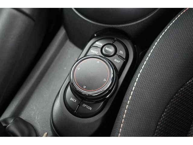 Bmw MINI 2018-02 2786-19