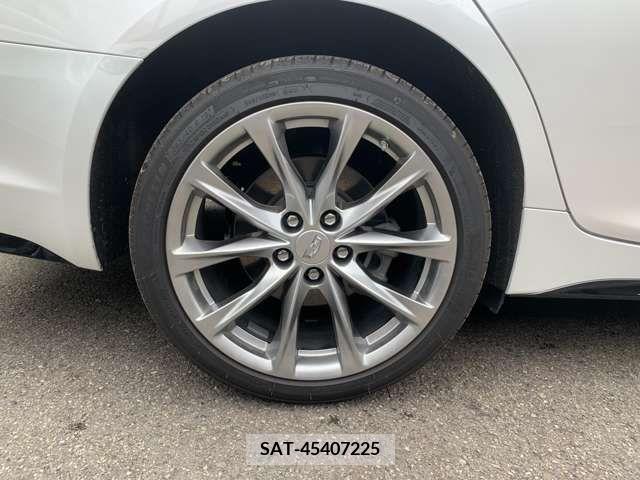 Cadillac CT5 2022-10 226297-12