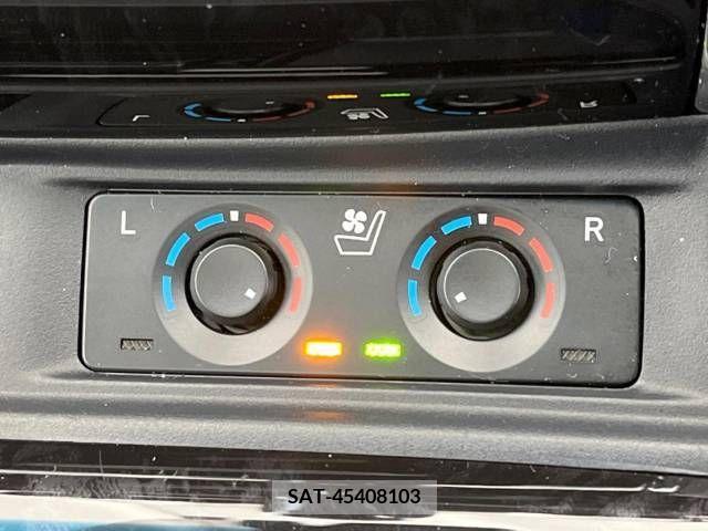 Toyota ALPHARD 2023-03 211256-7