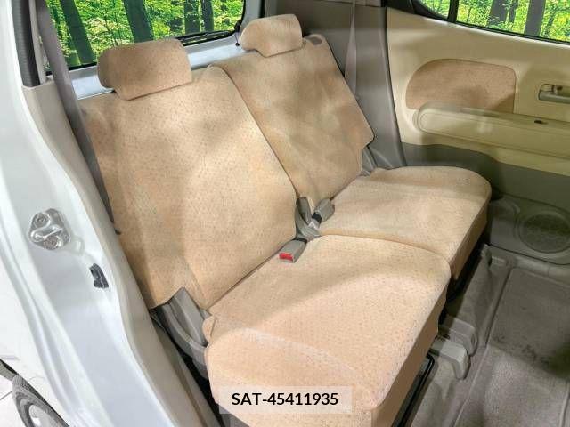 Nissan MOCO 2010-01 354642-9